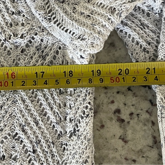 J. Jill Cardigan Small Petite Tweed Crochet Eyelet 3 Button White Blue Speckled - Picture 5 of 6